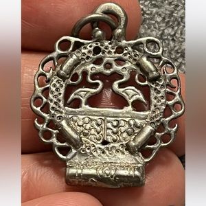 Vintage Sterling Silver Pendant